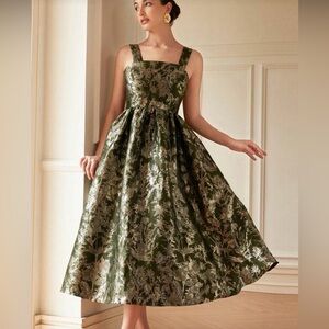 Elegant Green Floral Dress